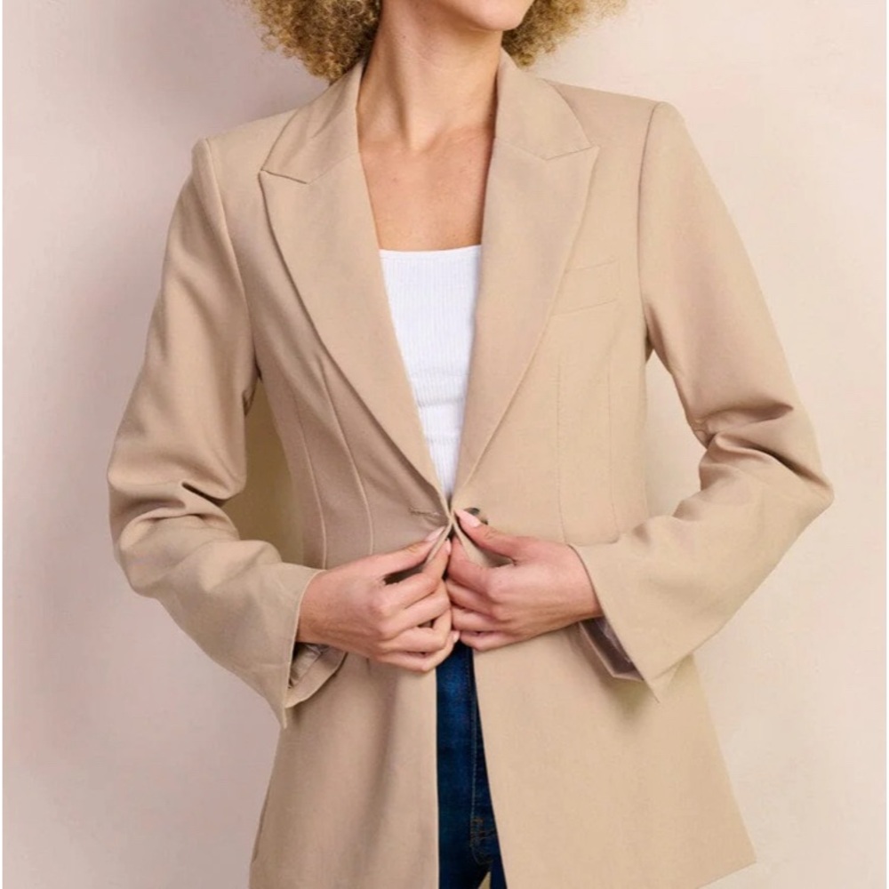 Women’s Long Sleeve button closure blazer